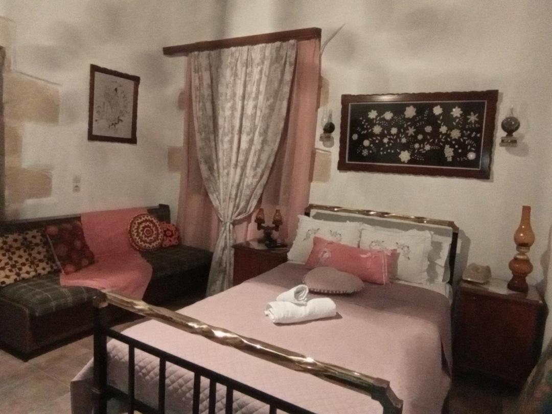 Traditional House Maria Azoyiras Екстер'єр фото